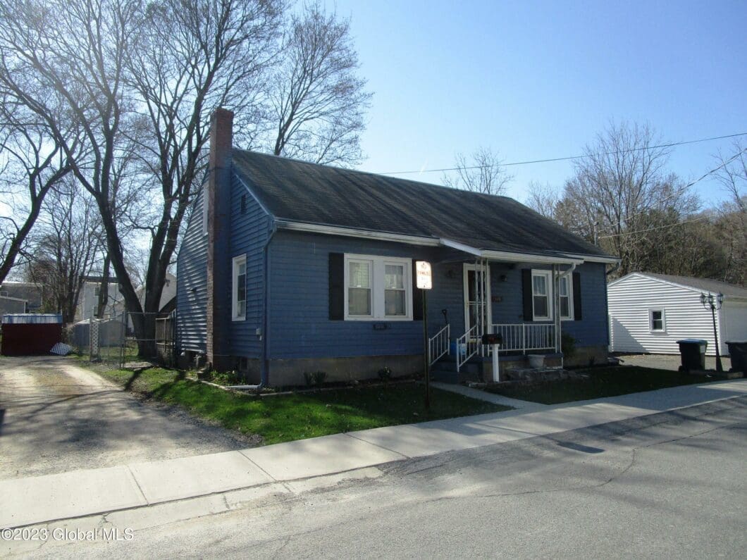 115 Jay Street Country Boy Realty